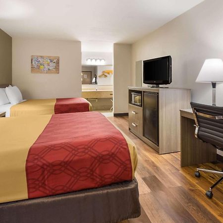 Econo Lodge Hendersonville Luaran gambar