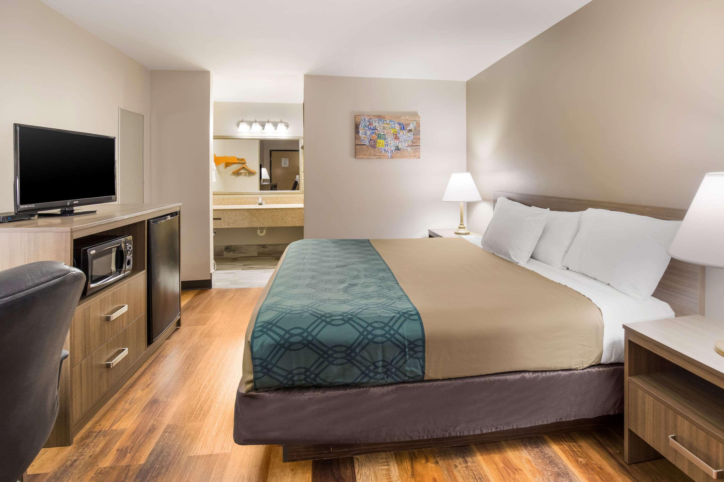 Econo Lodge Hendersonville Luaran gambar