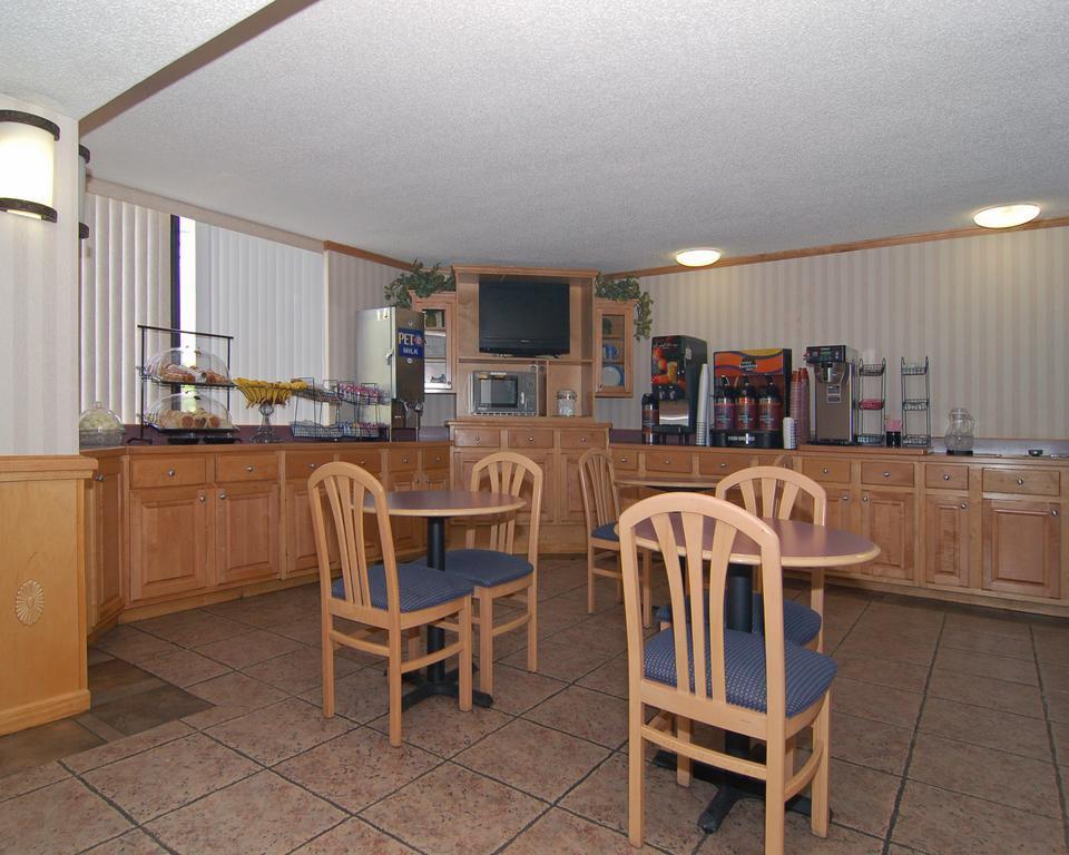 Econo Lodge Hendersonville Luaran gambar
