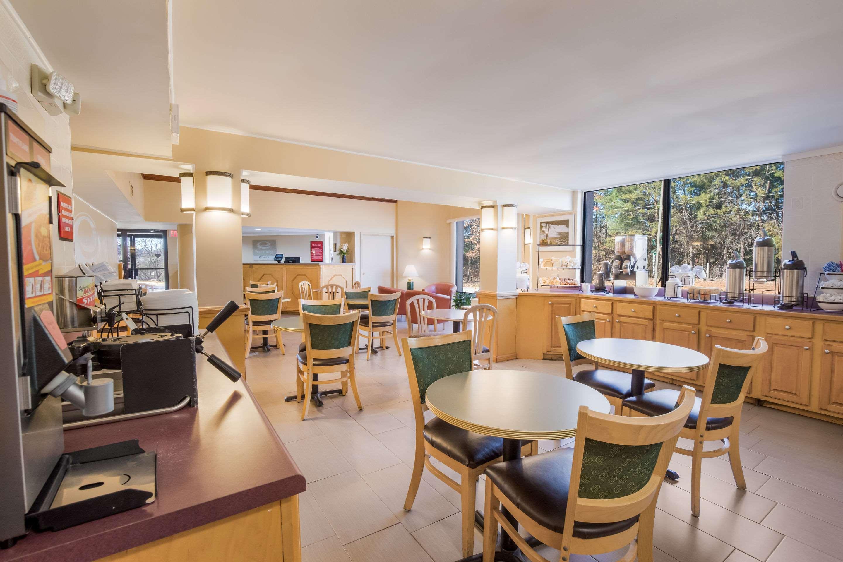 Econo Lodge Hendersonville Luaran gambar